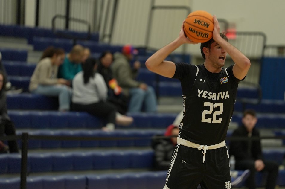 Macs Drop Heartbreaker at Home to St. Joseph (CT)